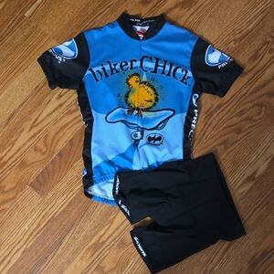 Womens Cycling Jersey - Blue and Black Shorts